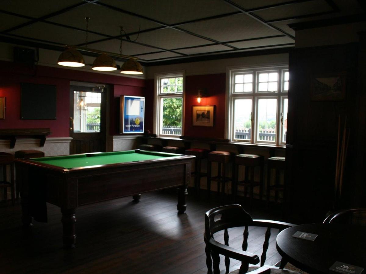 The Rifle Volunteer Bed & Breakfast Уеър Екстериор снимка