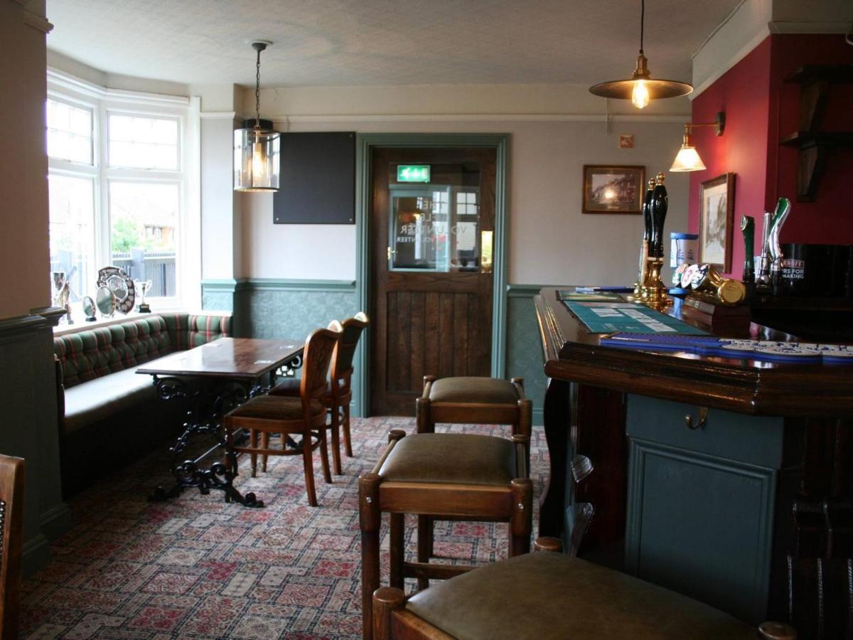 The Rifle Volunteer Bed & Breakfast Уеър Екстериор снимка