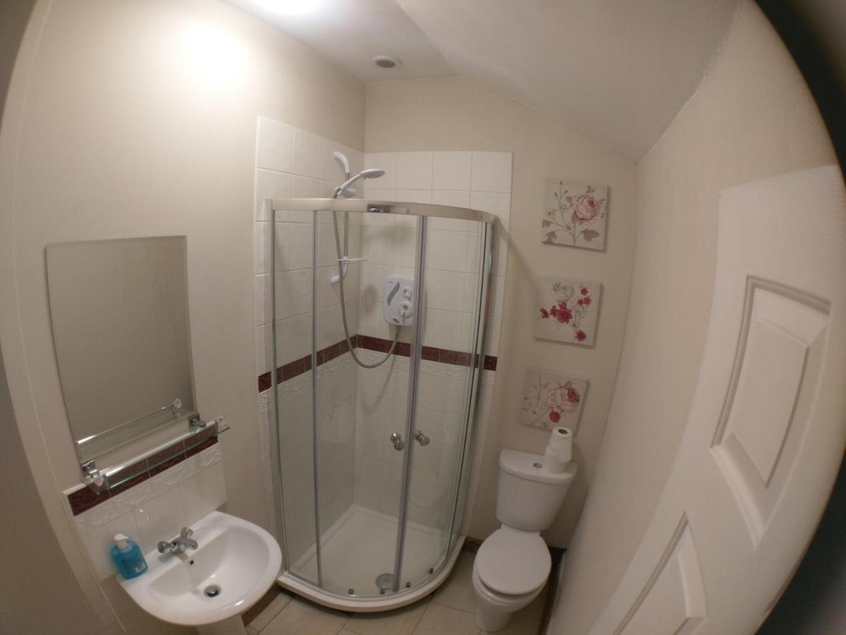 The Rifle Volunteer Bed & Breakfast Уеър Екстериор снимка